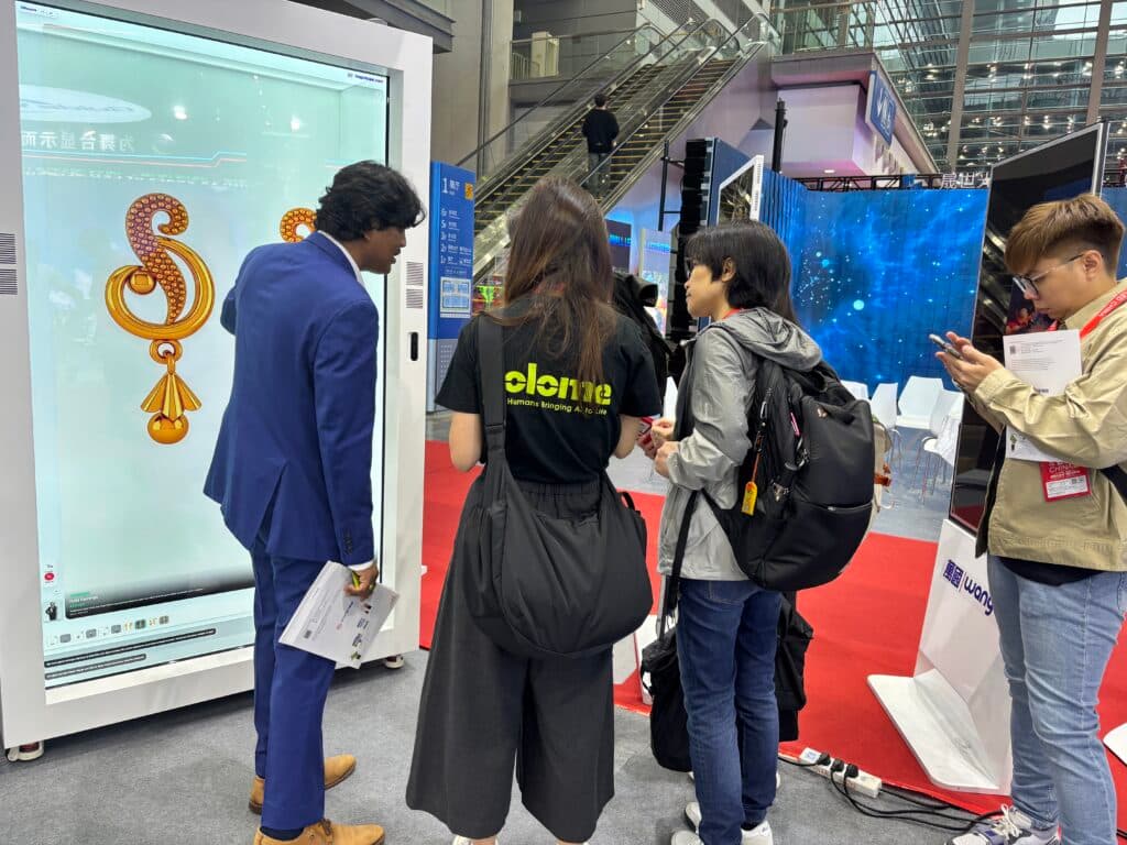 HS Global AI 3D Hologram Box Jewelry Demo at LED China 2026